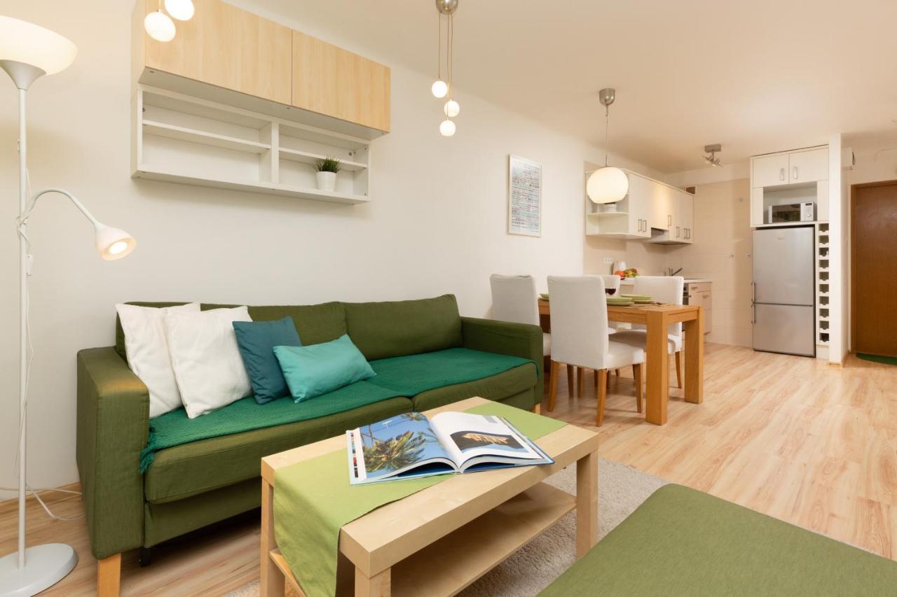 Zelazna Business Wola By Renters Lägenhet Warszawa