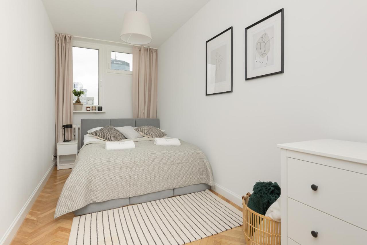 Zelazna Business Wola By Renters Lägenhet *